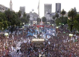 TAL VEZ, CRECE DESDE EL PIE