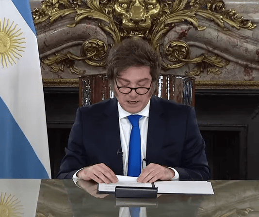 DISCULPE SI NO LO ENTIENDO