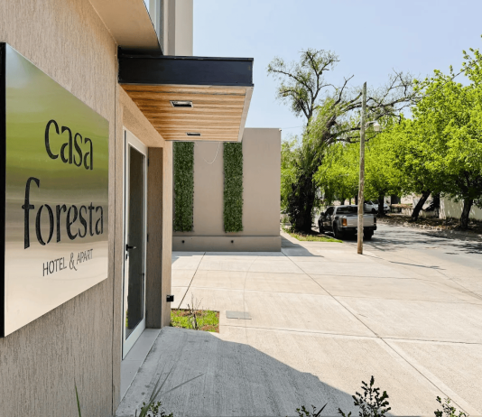 UN LUGAR PARA ESTAR Y VOLVER