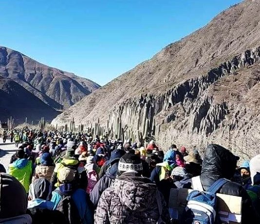 FE POPULAR: INEXPLICABLE Y EMOTIVA