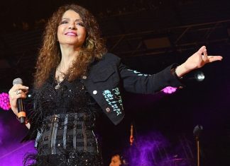 CANTANDO, AYUDA A NIÑOS DEL NORTE ARGENTINO