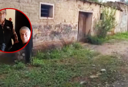 JUNTO A UN AMIGO MATÓ A PADRE Y TÍO