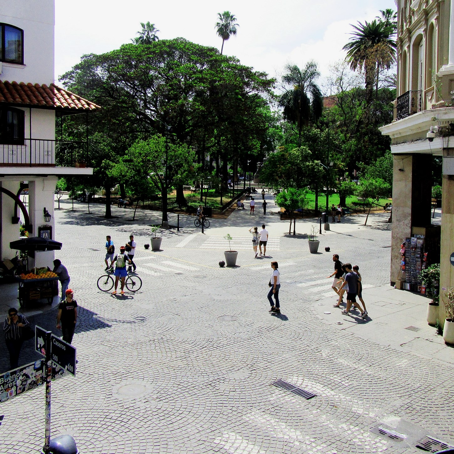 BELLEZA, SABORES Y PATRIA EN LA ESQUINA