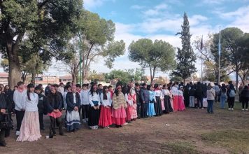 LA PATRIA Y LOS VECINOS